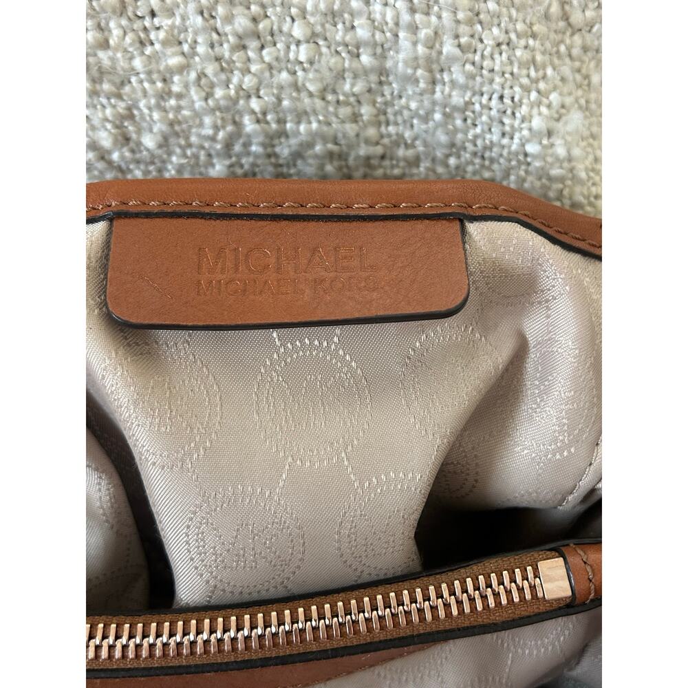 Michael Kors Cynthia MK Signature Monogram Satchel Handbag - Picture 9 of 9